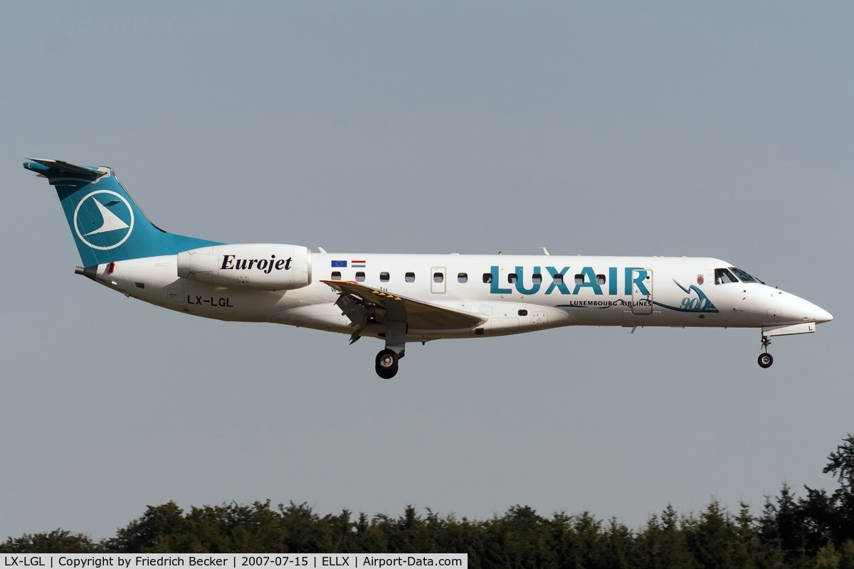 LX-LGL, 2005 Embraer ERJ-135LR (EMB-135LR) C/N 14500893, on final RW24