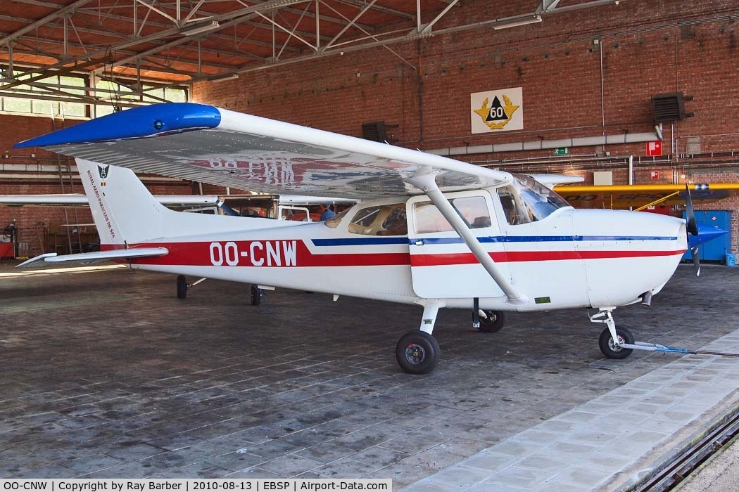 OO-CNW, 1980 Reims F172N II Skyhawk C/N 2032, R/Cessna F.172N Skyhawk [2032] Spa-La Sauvenière~OO 13/08/2010