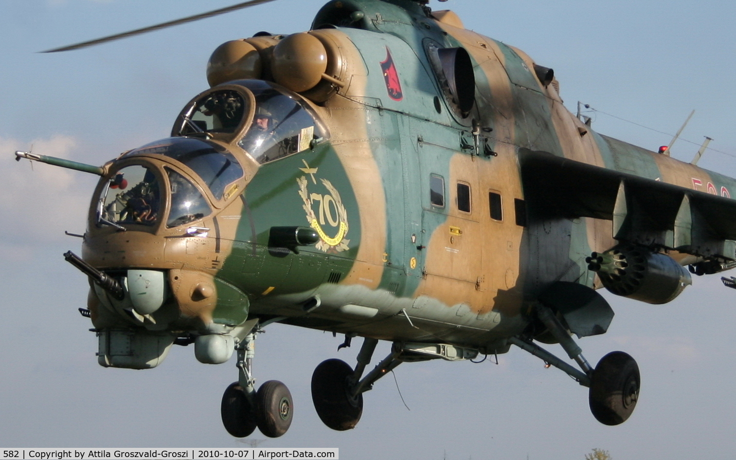 582, 1985 Mil Mi-24D Hind D C/N K220582, Veszprém, Jutas-Ujmajor. The Hungarian airforce is his practising base.