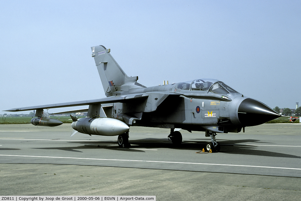 ZD811, 1985 Panavia Tornado GR.1 C/N 416/BS140/3190, Rare J-code of 14 Sq Allied Rapid Reactiob Force (ARRF). Seen on the 2000 photocall.