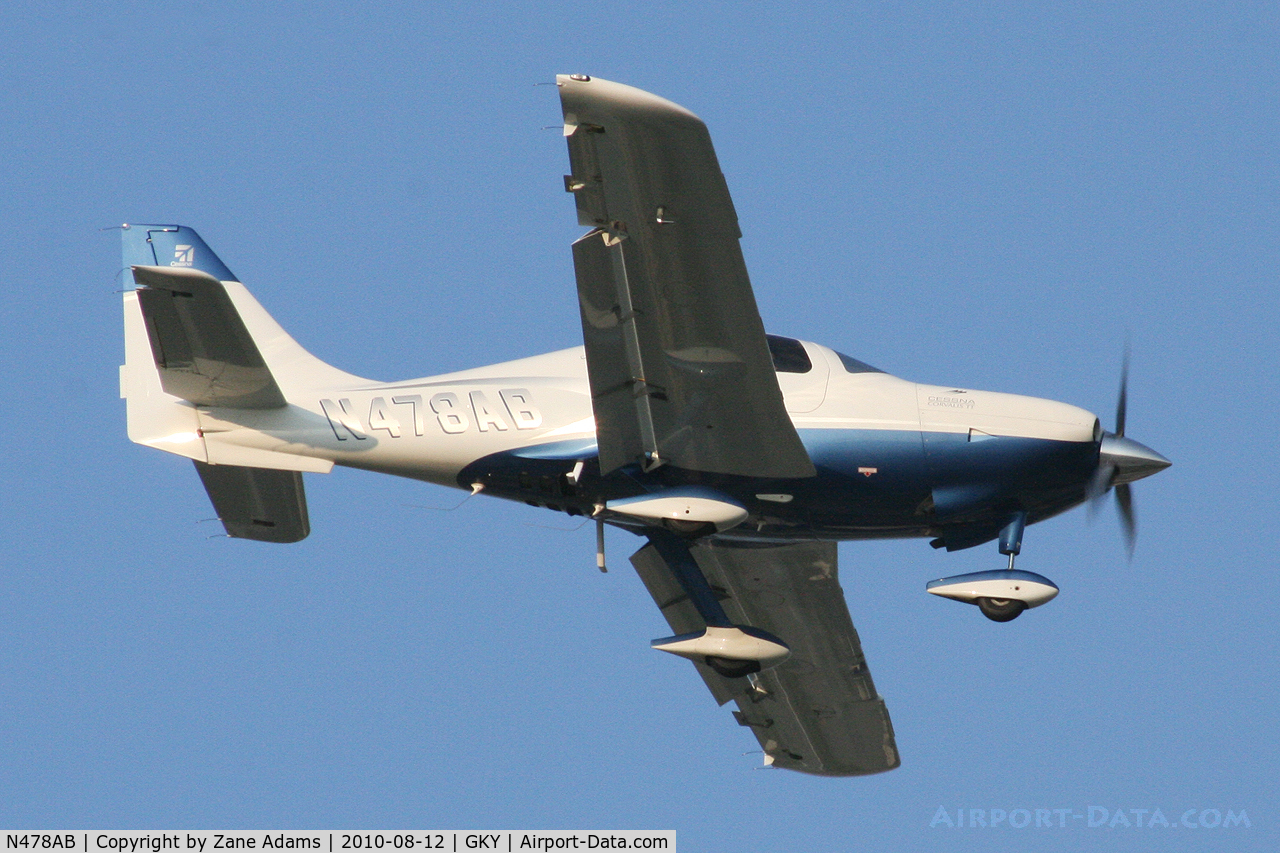 N478AB, Cessna LC41-550FG C/N 411130, Arriving at Arlington Municipal Airport - Arlington, TX