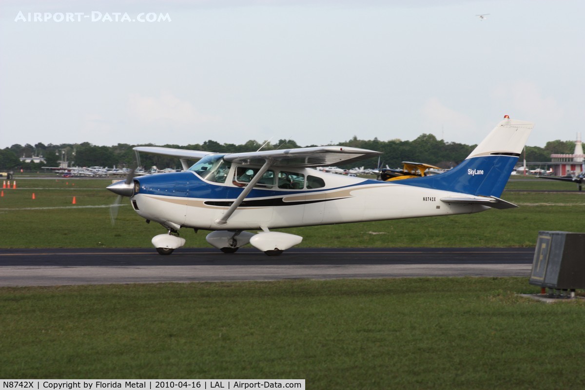 N8742X, 1960 Cessna 182D Skylane C/N 18253142, C182D