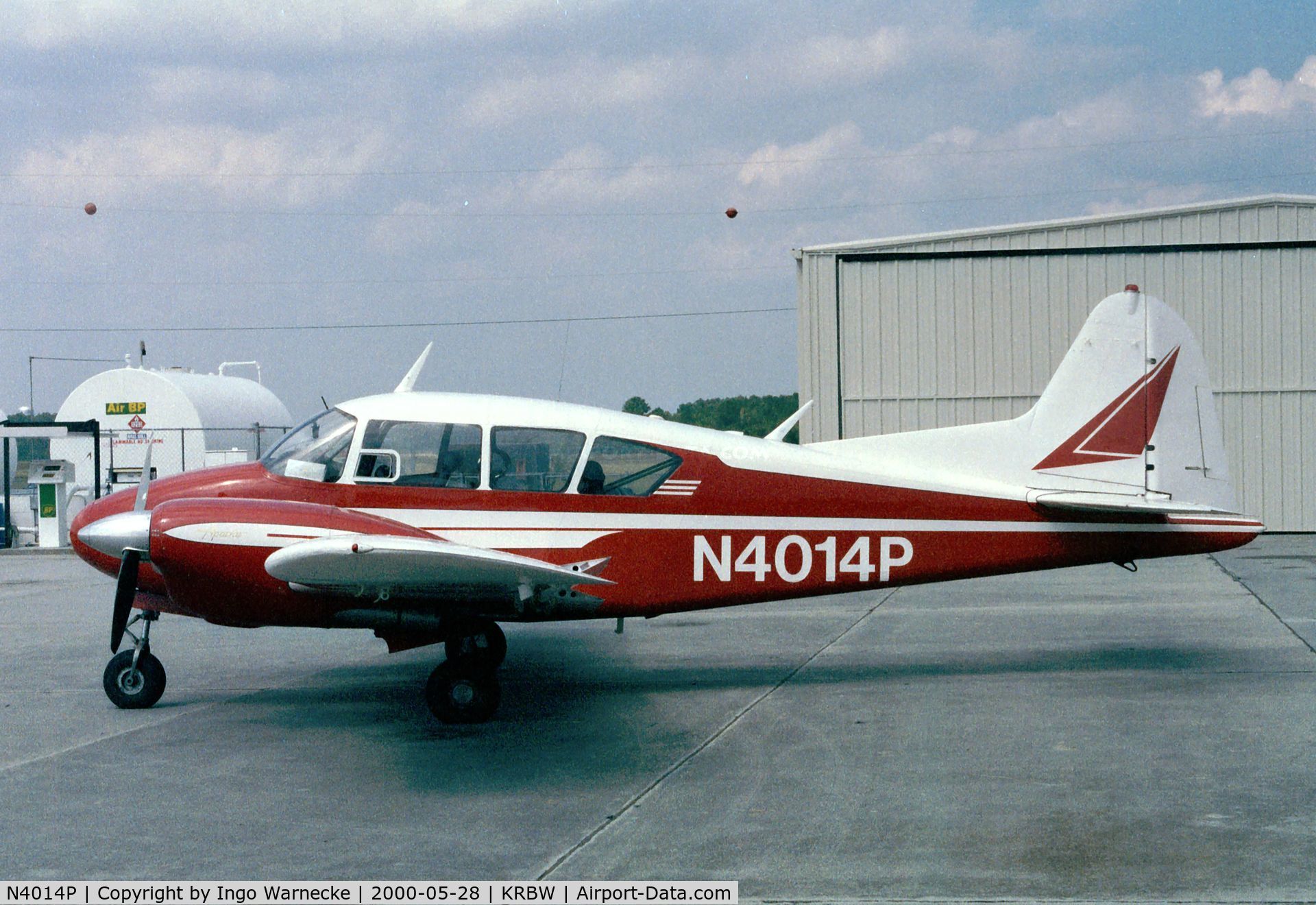 N4014P, 1958 Piper PA-23-160 Apache C/N 23-1489, Piper PA-23-160 Apache at Walterboro Airpark SC