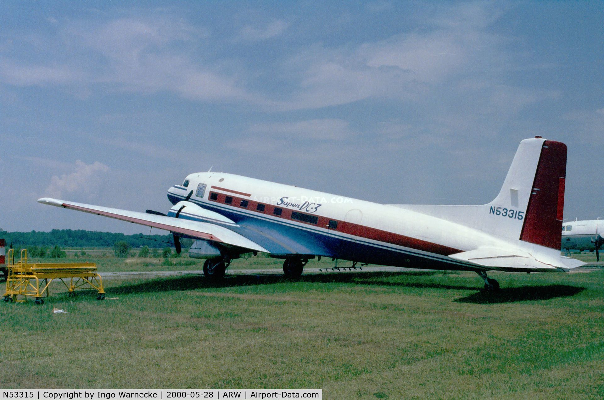 N53315, 1940 Douglas Super DC-3S (Super DC-3) C/N 43159, Douglas DC-3S at Beaufort County airport SC