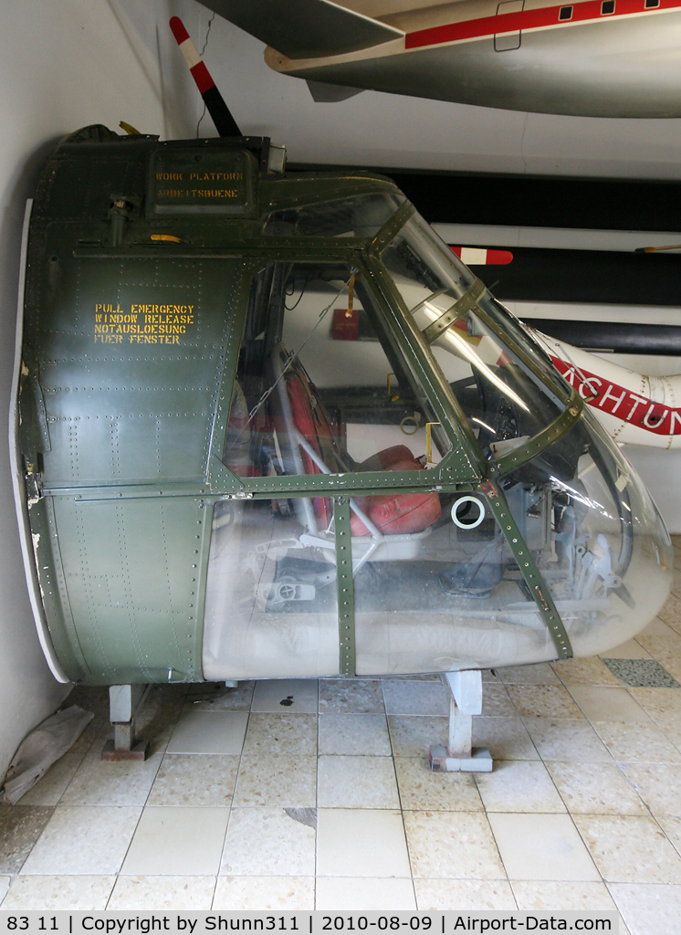 83 11, Vertol H-21C Shawnee C/N WG11, Preserved German Army H-21 cockpit section @ Hermeskeil Museum...