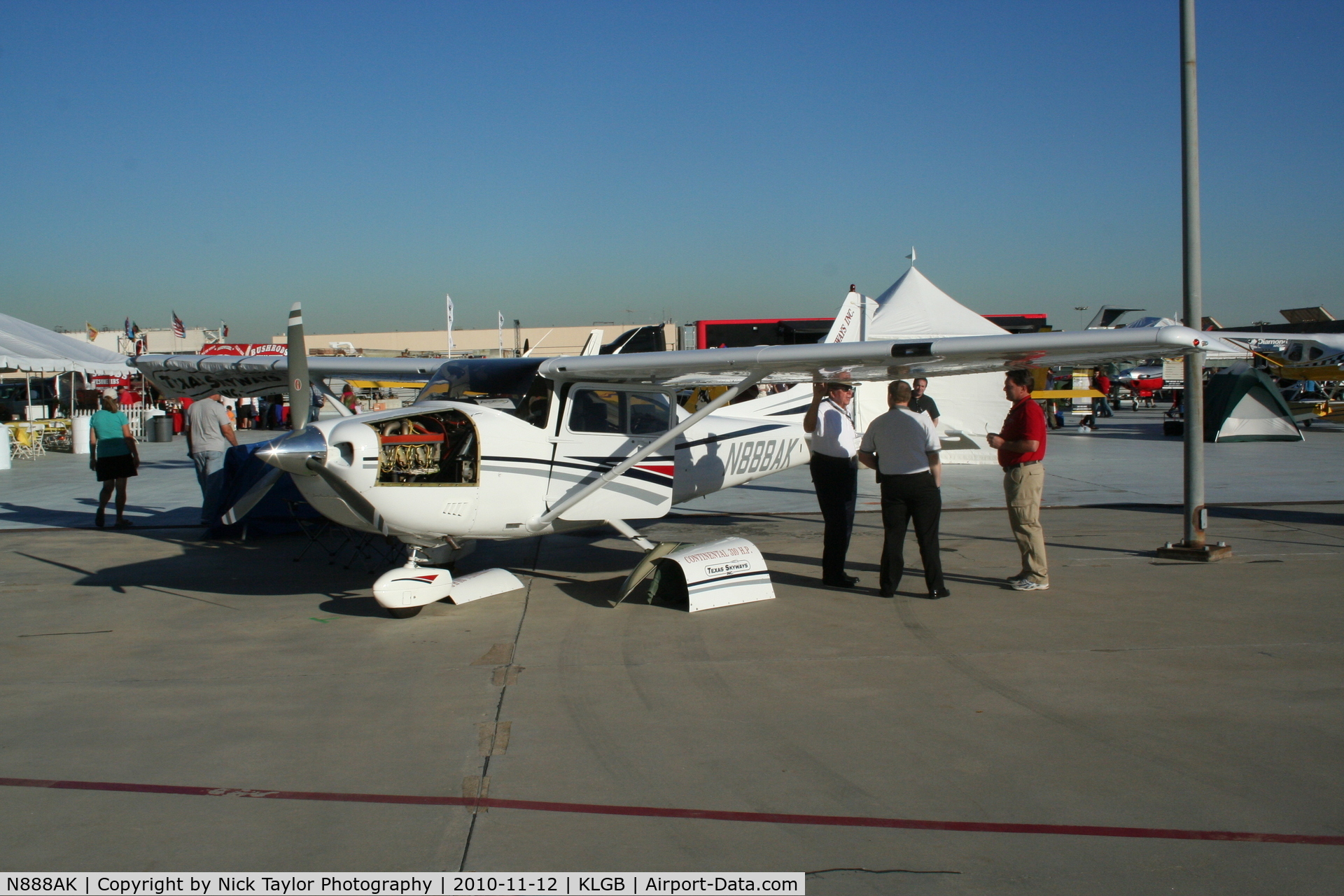 N888AK, 1998 Cessna 182S Skylane C/N 18280284, AOPA Airport fest