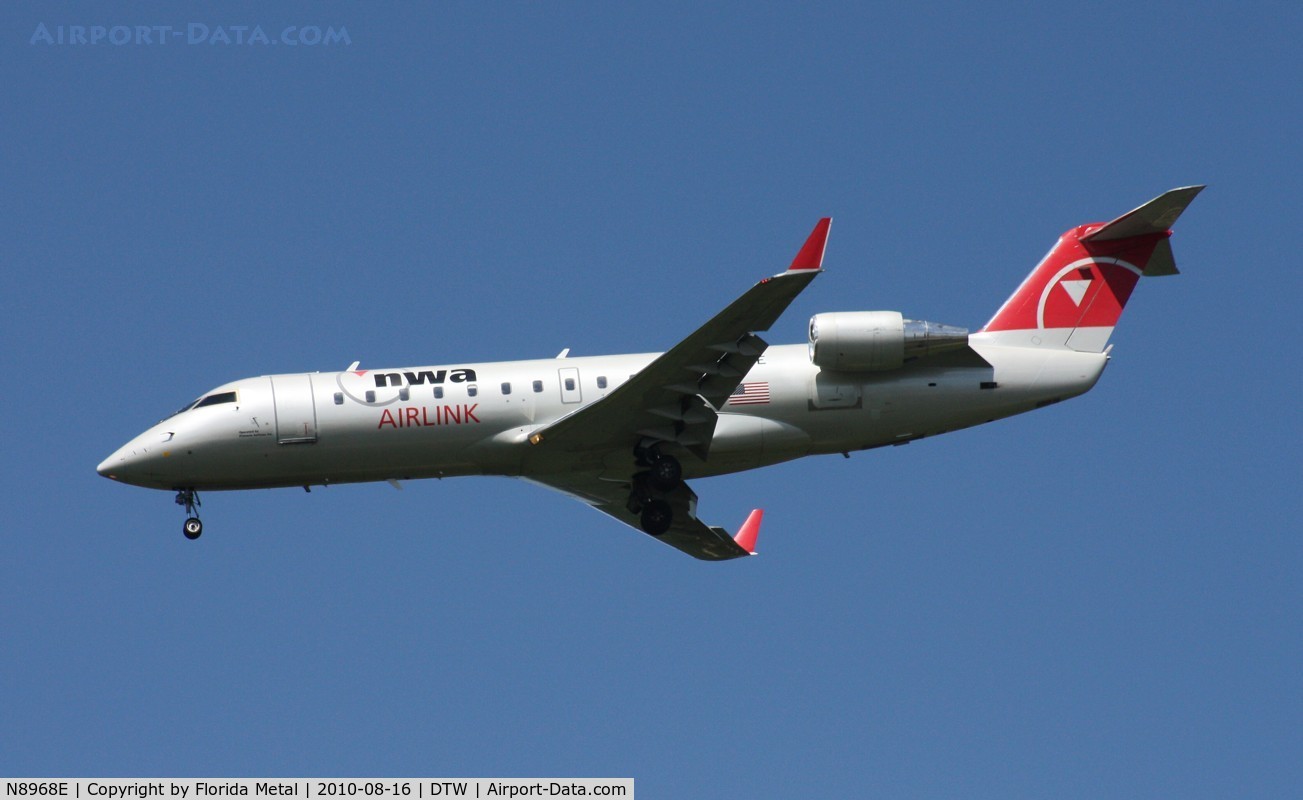 N8968E, 2004 Bombardier CRJ-200 (CL-600-2B19) C/N 7968, Airlink CRJ-200
