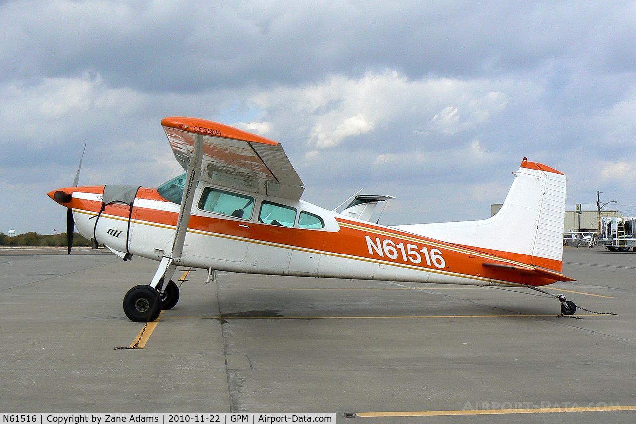 N61516, 1981 Cessna A185F Skywagon 185 C/N 18504223, At Grand Prairie Municipal - TX