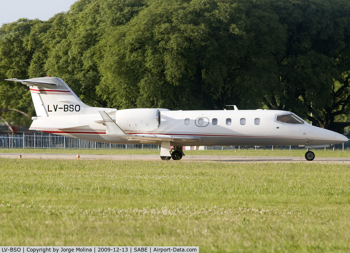 LV-BSO, 2001 Learjet 31A C/N 222, Taxi to RWY 31.