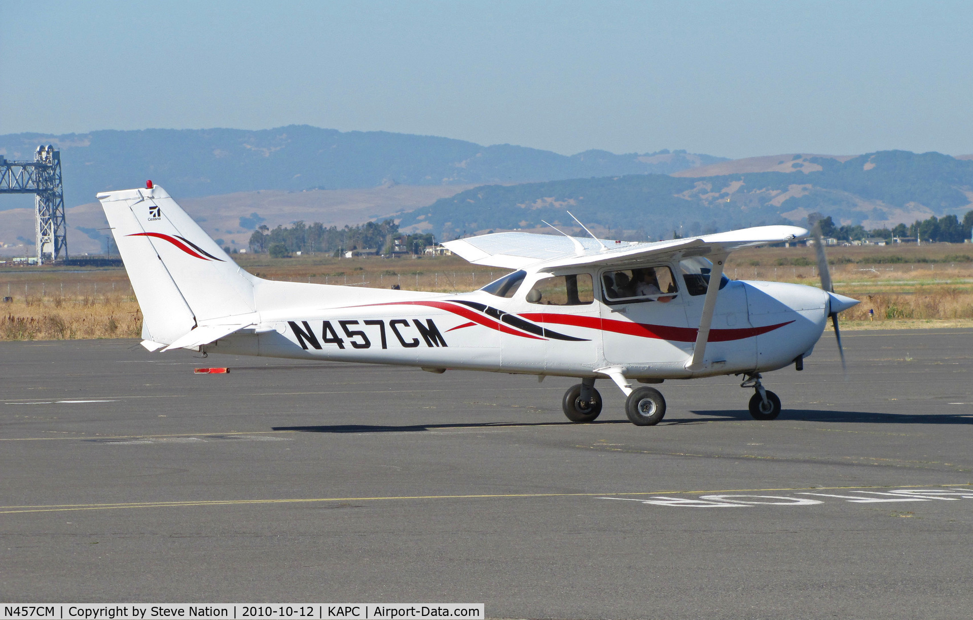 N457CM, 2000 Cessna 172R C/N 17280849, IASCO Training Center 2000 Cessna 172R for noontime stop on training flight from KRDD/Redding, CA @ Napa County Airport, CA