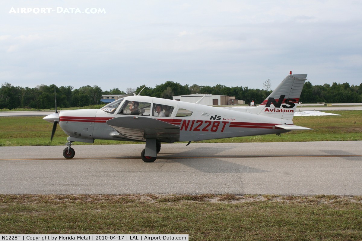 N1228T, 1972 Piper PA-28R-200 C/N 28R-7235242, PA-28-200