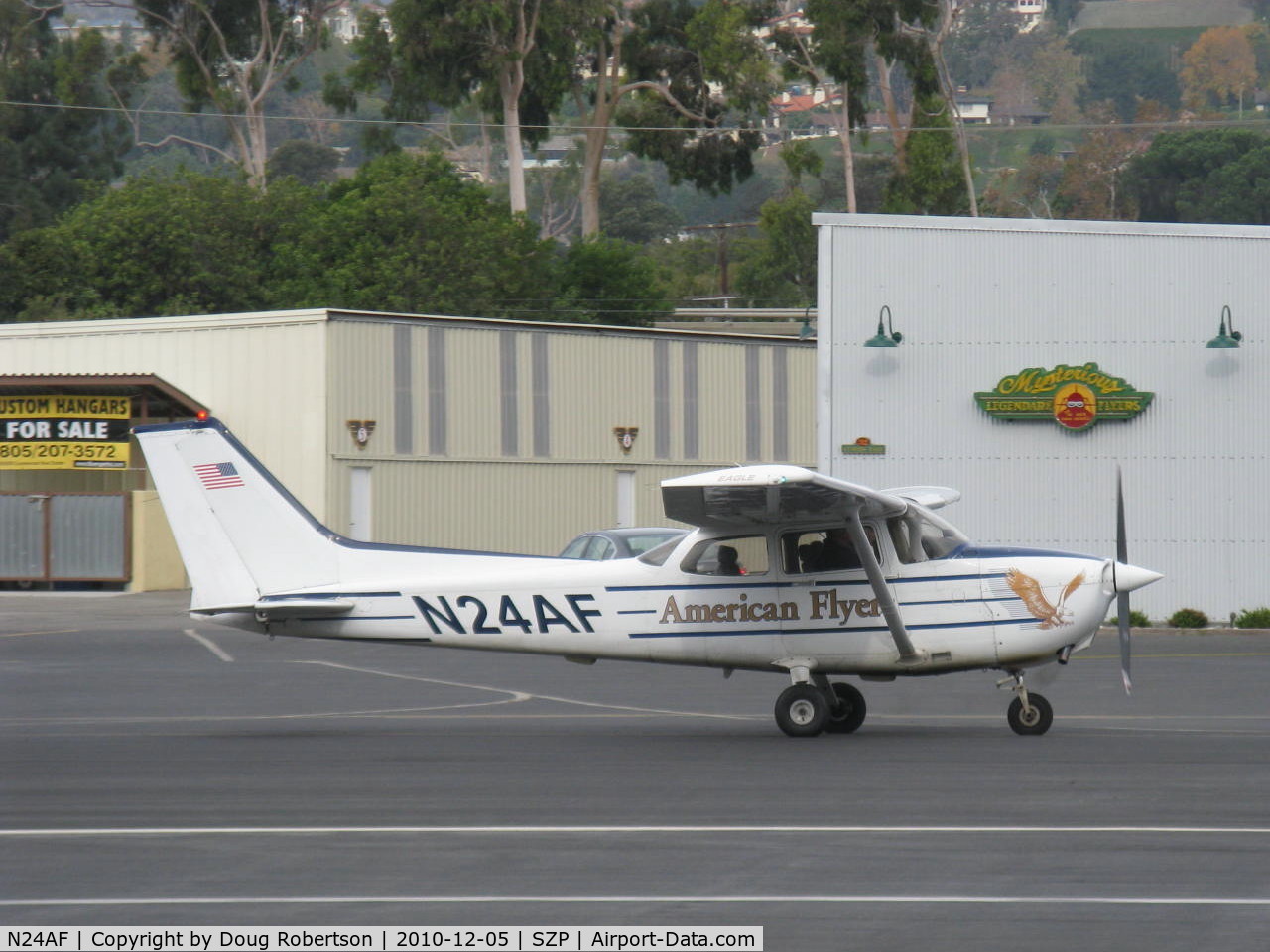 N24AF, 1998 Cessna 172R C/N 17280439, 1998 Cessna 172R SKYHAWK, Lycoming IO-360-L2A 160 Hp, taxi