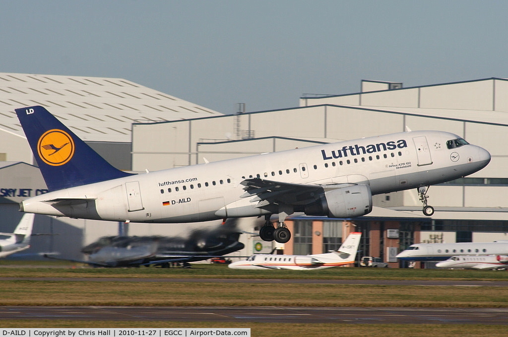 D-AILD, 1996 Airbus A319-114 C/N 623, Lufthansa A319 departing from RW05L