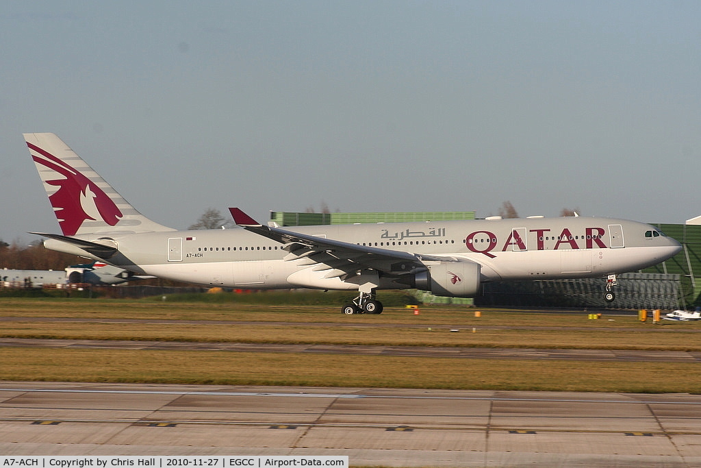 A7-ACH, 2001 Airbus A330-202 C/N 441, Qatar A330 touching down on RW05L