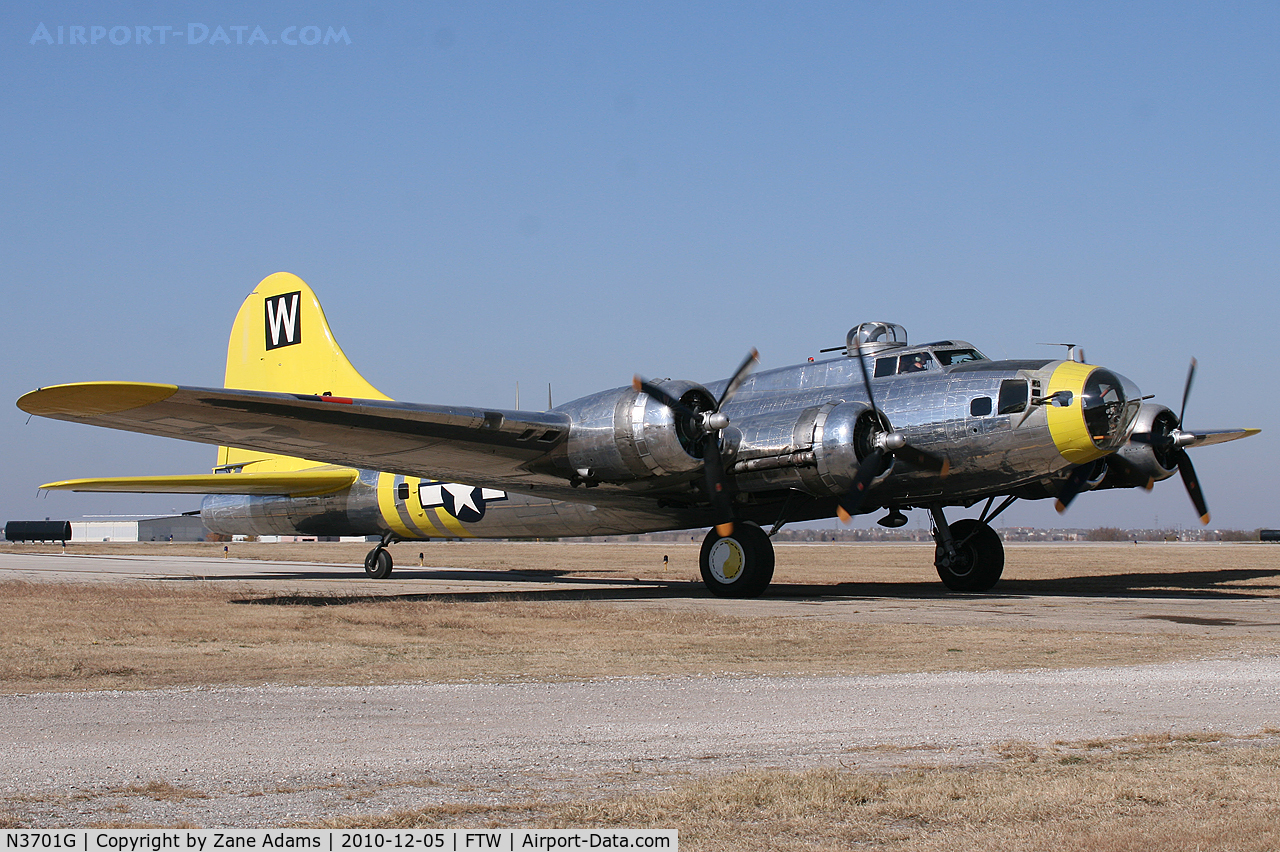 N3701G, 1944 Boeing B-17G Flying Fortress C/N 44-8543A, At Meacham Field - Fort Worth, TX 
the B-17G 