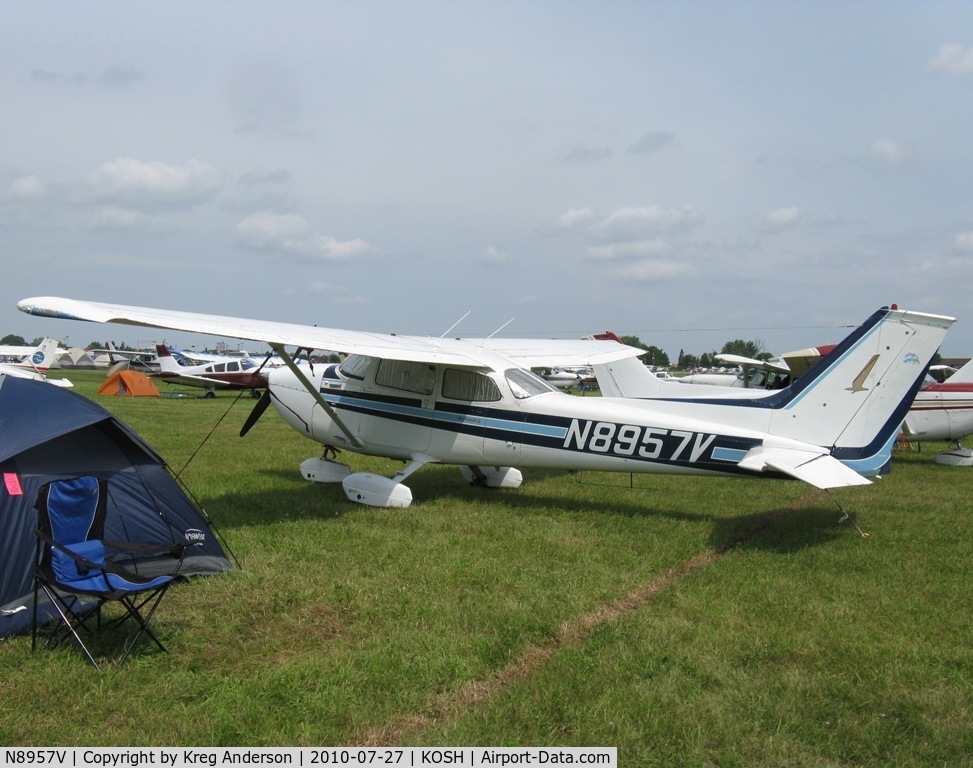 N8957V, 1974 Cessna 172M C/N 17264313, EAA AirVenture 2010