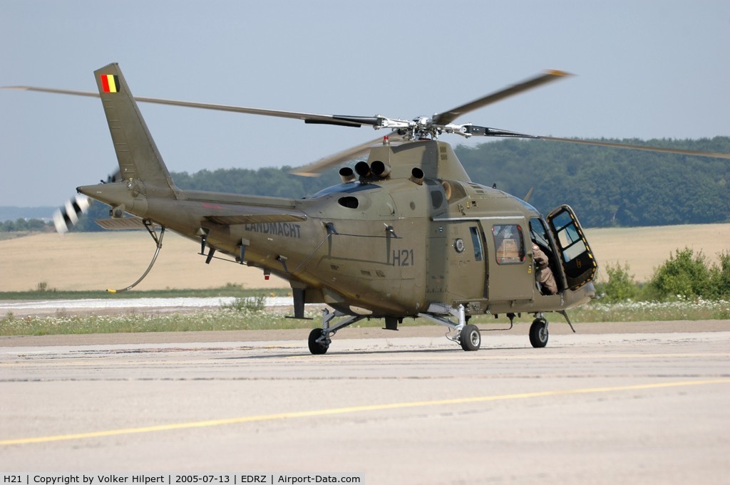 H21, Agusta A-109BA C/N 0321, at zqw