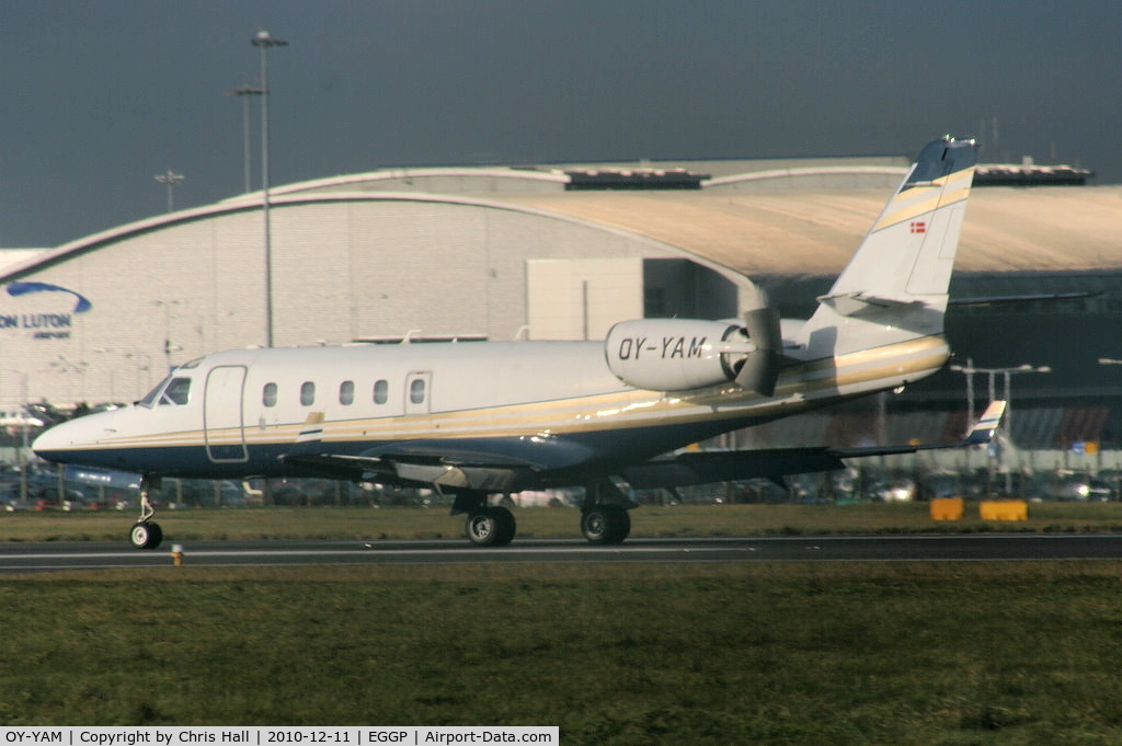 OY-YAM, 1999 Israel Aircraft Industries IAI-1125A Astra SPX C/N 111, Air Alpha Astra SPX landing on RW26