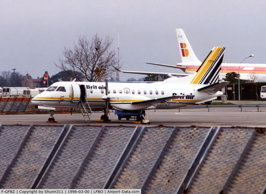 F-GFBZ, 1987 Saab SF340A C/N 340A-083, Parked at the Regional area...