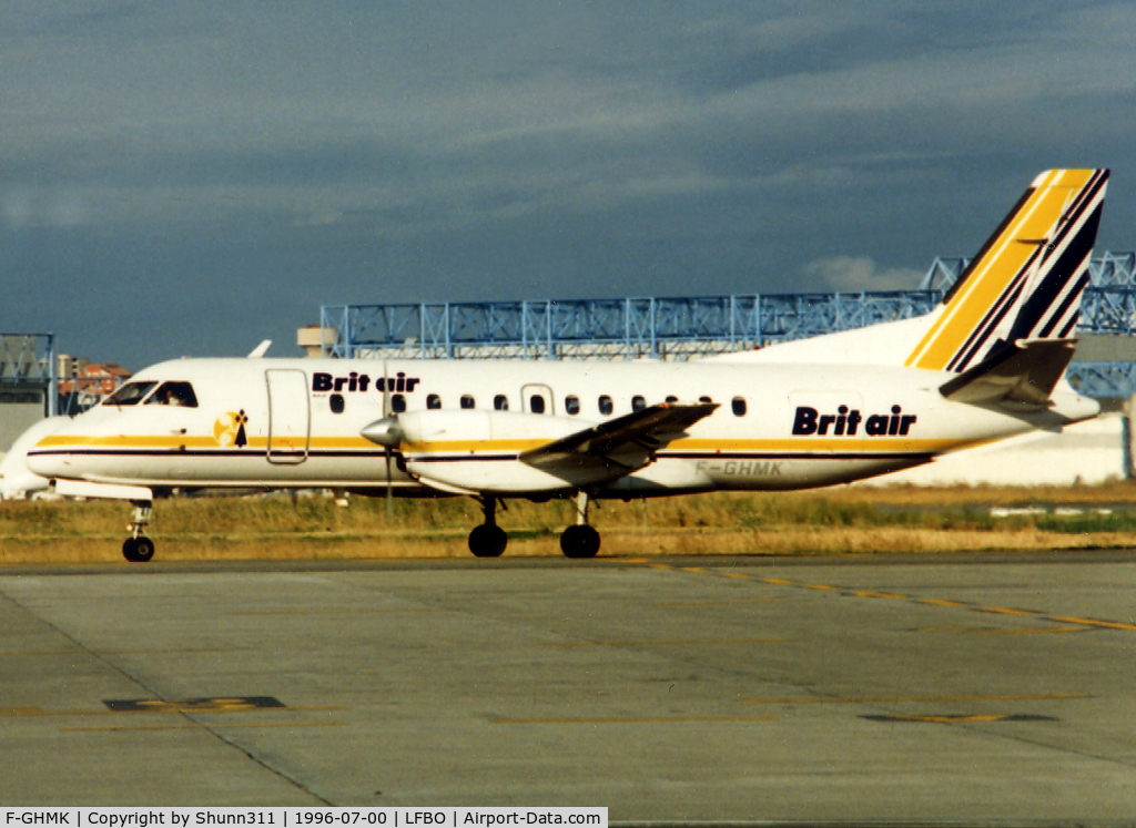 F-GHMK, 1989 Saab 340A C/N 340A-143, Taxiing to his gate...