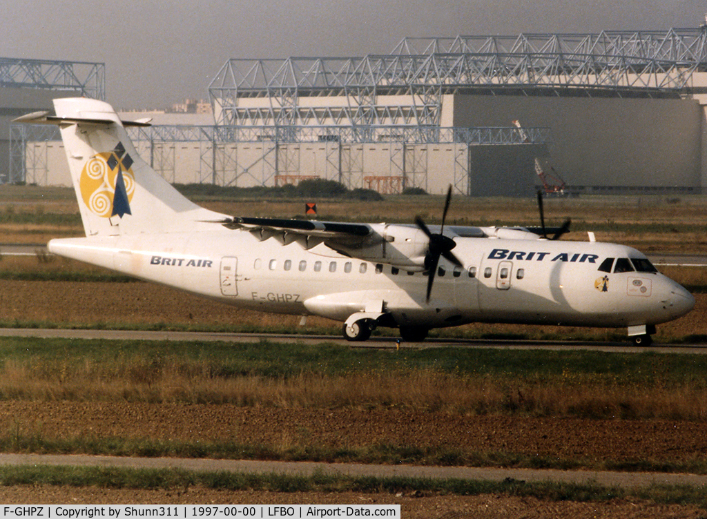 F-GHPZ, 1985 ATR 42-312 C/N 005, Taxiing holding point rwy 15L for departure...