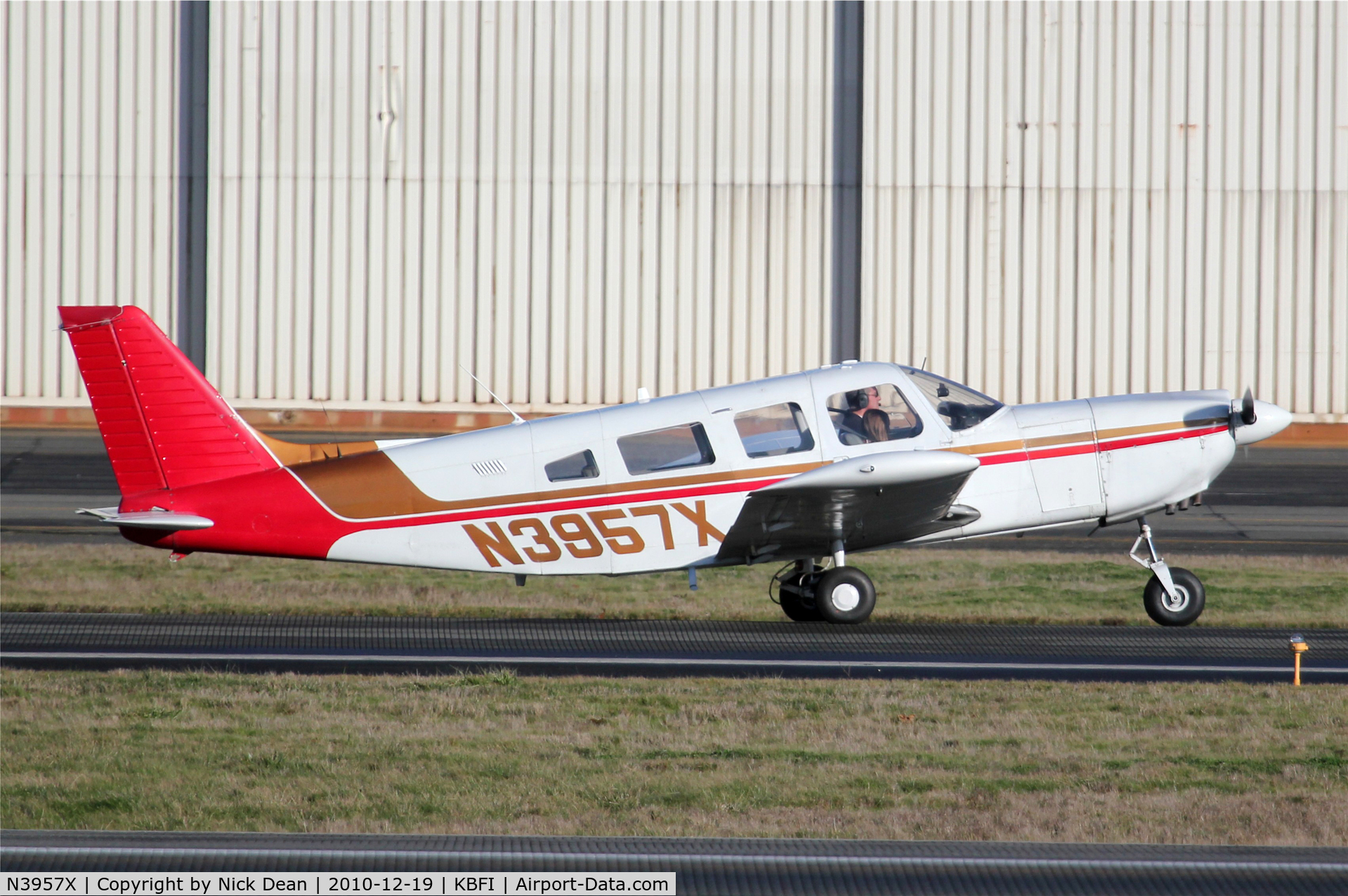 N3957X, 1975 Piper PA-32-300 Cherokee Six Cherokee Six C/N 32-7640003, KBFI