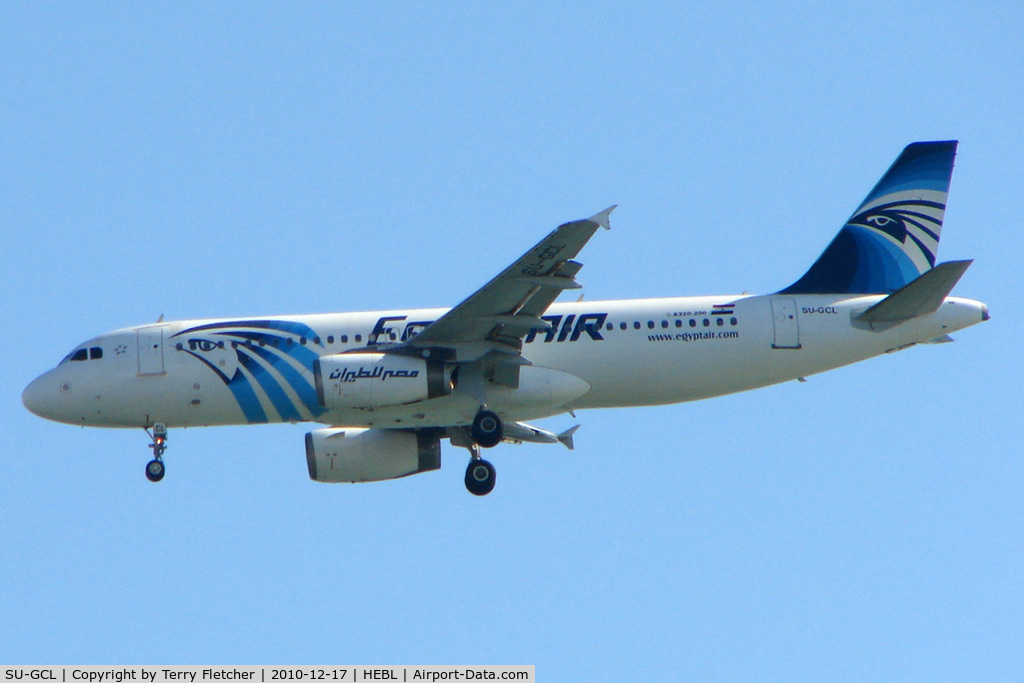 SU-GCL, 1992 Airbus A320-212 C/N 322, Egyptair 1992 Airbus Industies A320-212, c/n: 322 on approach to Abu Simbel