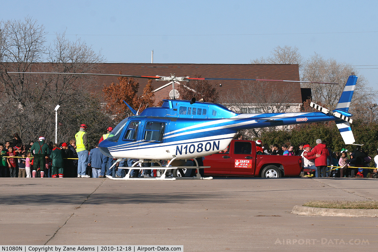 N1080N, 1981 Bell 206B JetRanger III C/N 3549, Bell 206 on Santa Duty at Six Flags - Hurricane Harbor - Arlington, TX