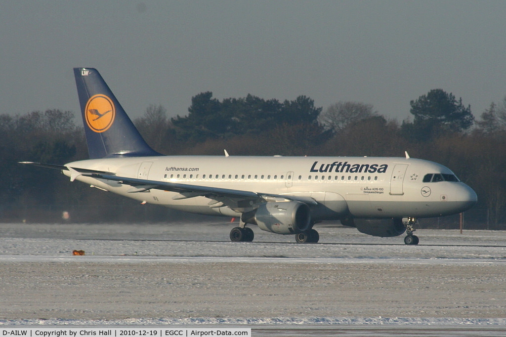 D-AILW, 1998 Airbus A319-114 C/N 853, Lufthansa A319 departing from RW05L