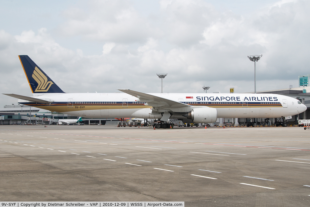 9V-SYF, 2001 Boeing 777-312 C/N 30868, Singapore Airlines Boeing 777-300