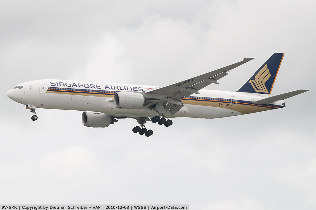 9V-SRK, 2002 Boeing 777-212/ER C/N 28529, Singapore Airlines Boeing 777-300