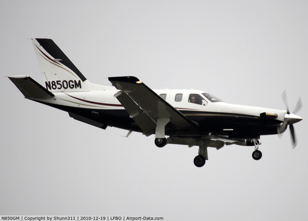 N850GM, Socata TBM-700 C/N 535, Landing rwy 14R