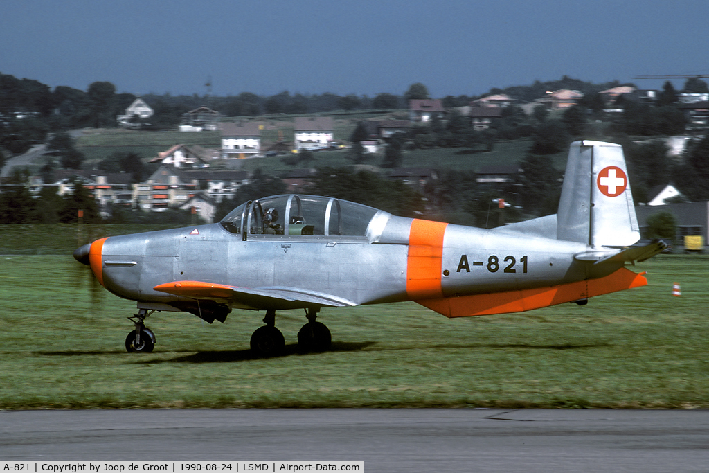 A-821, 1958 Pilatus P3-05 C/N 459-8, One of the light shuttle flights by one of the P-3s during the Flugmeisterschaften.