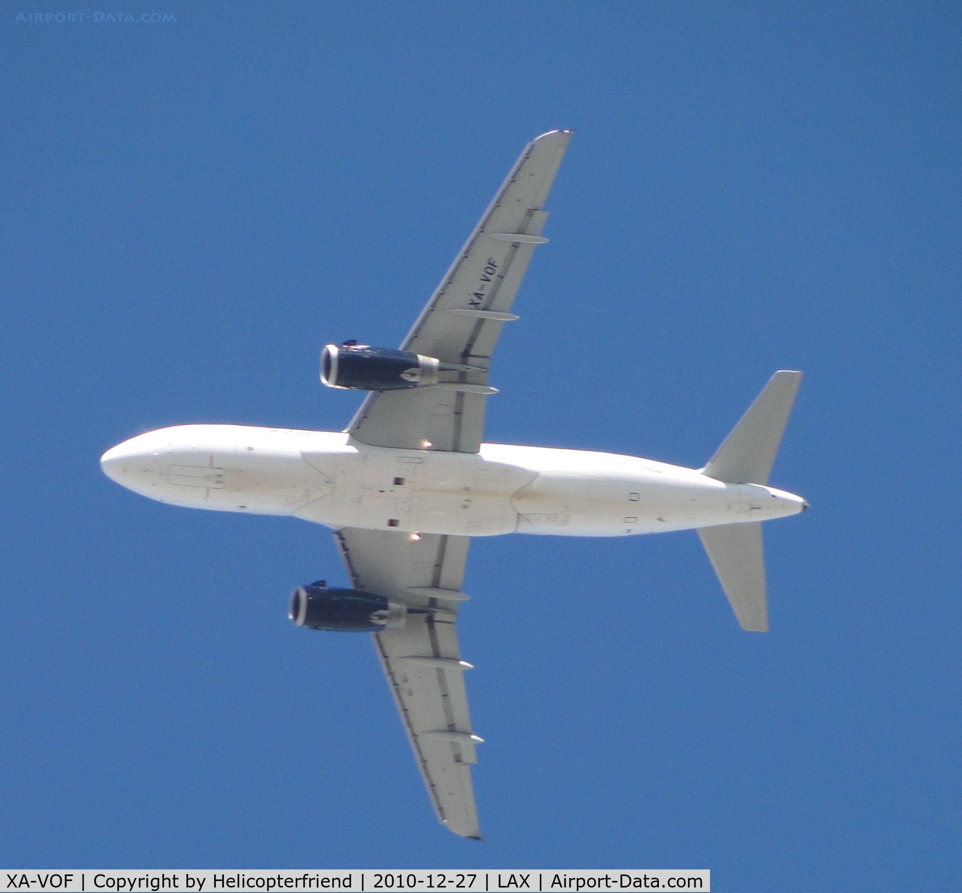 XA-VOF, 2007 Airbus A319-133 C/N 3077, On final to runway 14