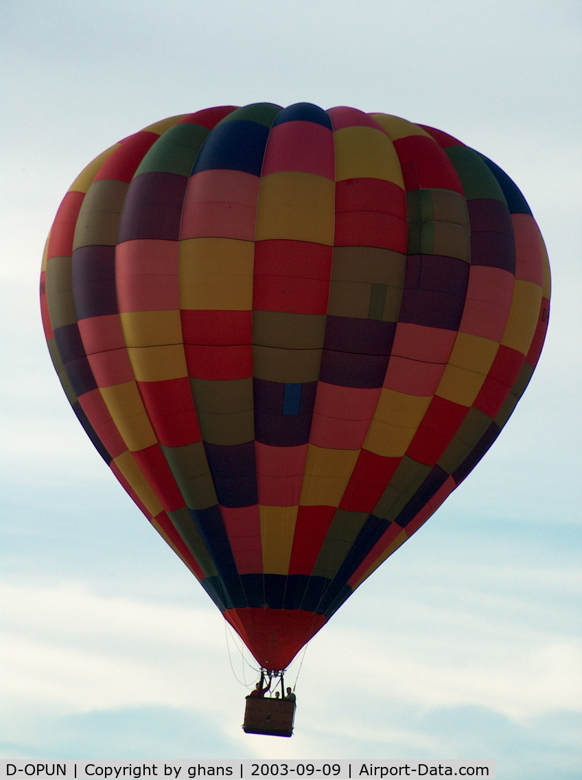 D-OPUN, 1993 Cameron Balloons A-120 C/N 3203, WIM 2003