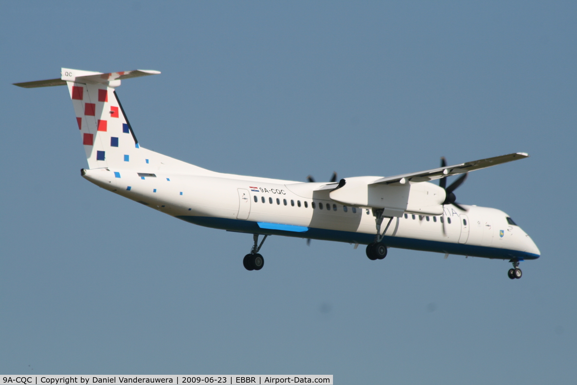 9A-CQC, 2009 De Havilland Canada DHC-8-402Q Dash 8 C/N 4258, Flight OU458 is descending to RWY 02