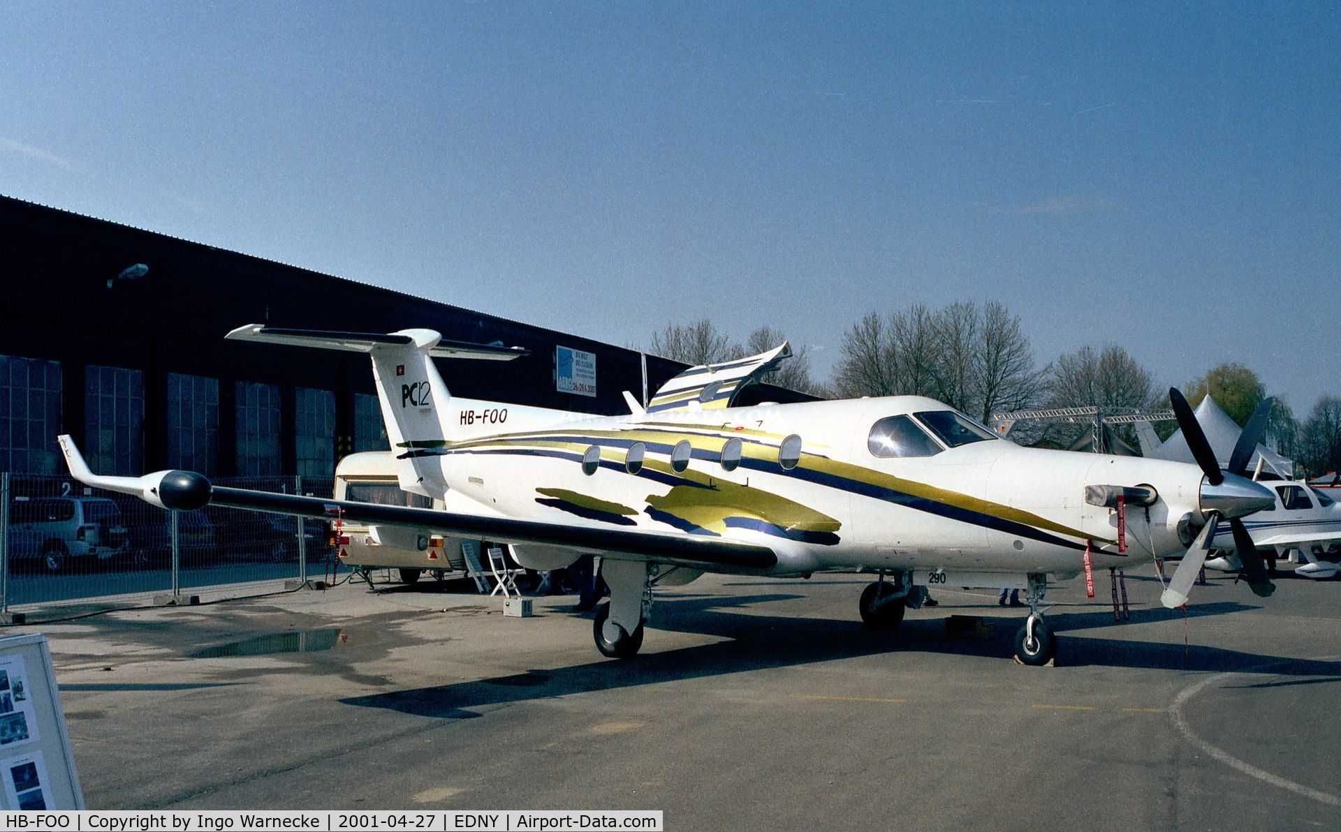HB-FOO, 1999 Pilatus PC-12/45 C/N 290, Pilatus PC-12 at the AERO 2001, Friedrichshafen