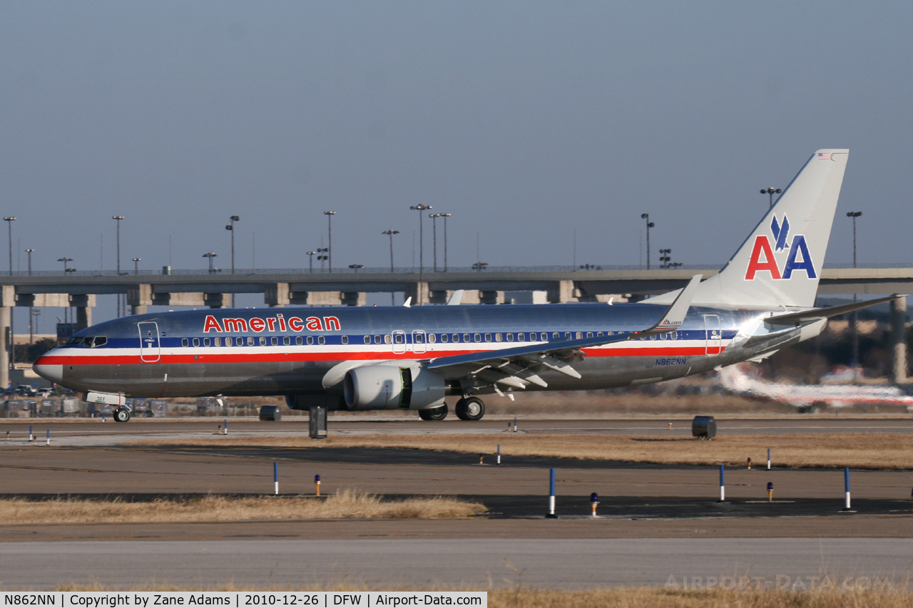 N862NN, 2010 Boeing 737-823 C/N 30905, American Airlines at DFW Airport