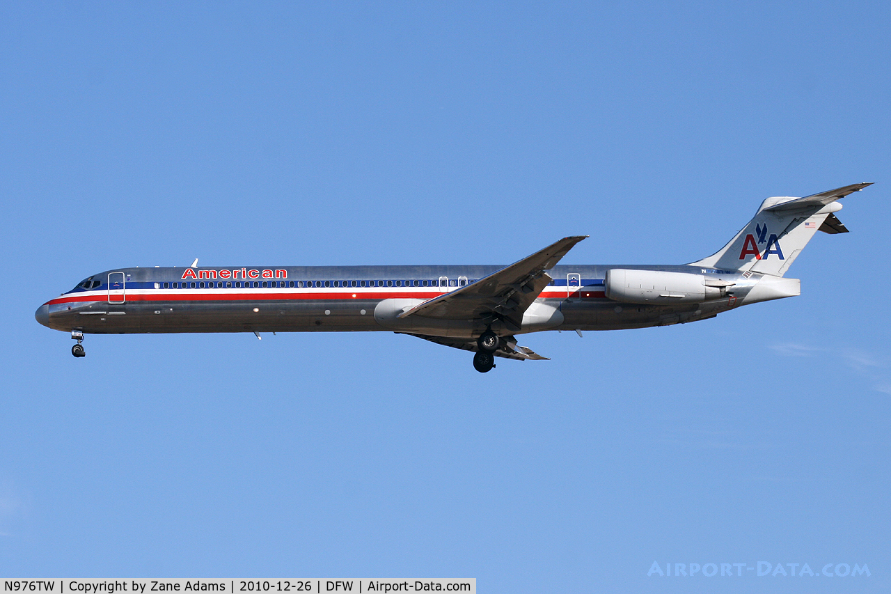 N976TW, 1999 McDonnell Douglas MD-83 (DC-9-83) C/N 53626, American Airlines at DFW Airport