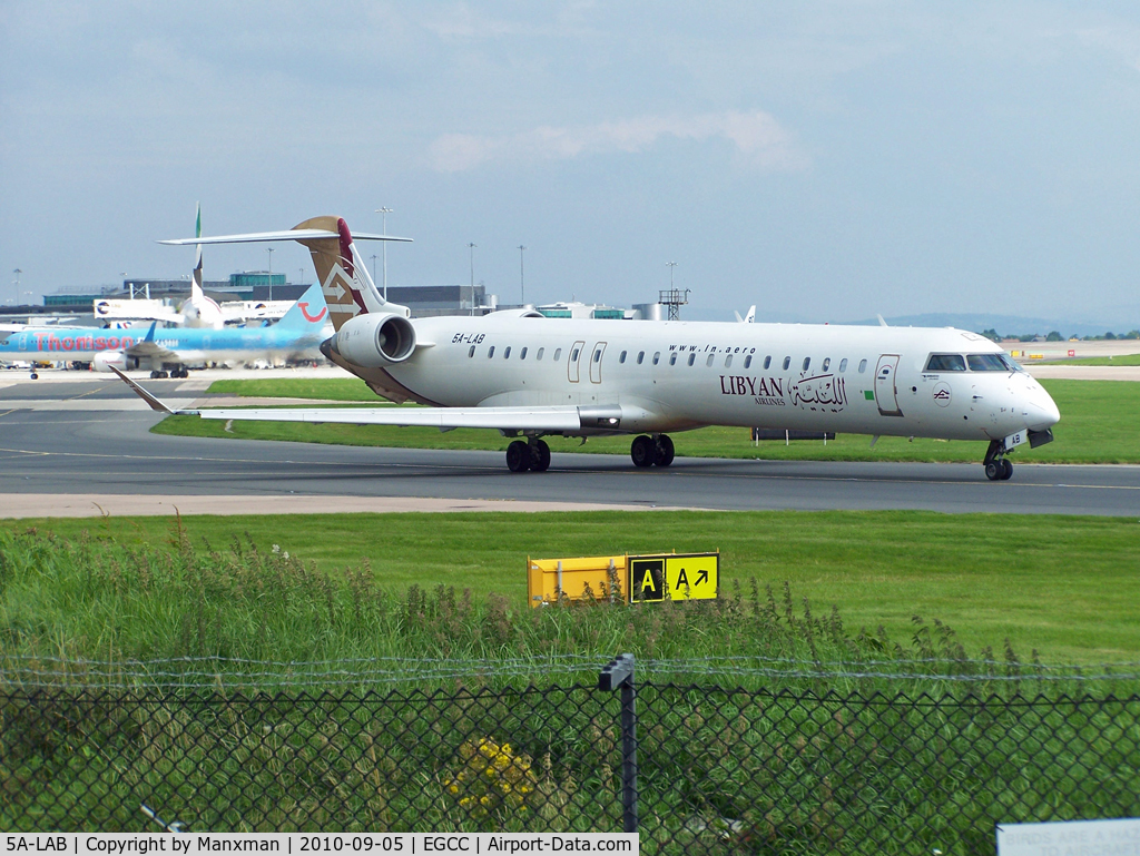 5A-LAB, 2007 Bombardier CRJ-900ER (CL-600-2D24) C/N 15121, Libyan flight leaving MAN