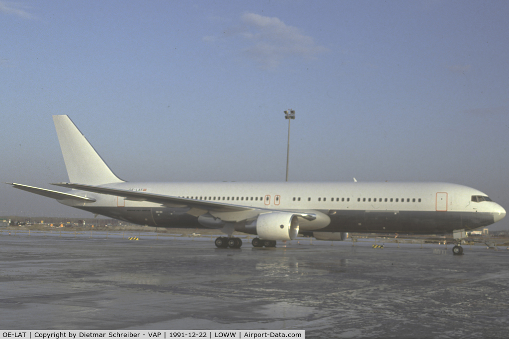 OE-LAT, 1991 Boeing 767-31A C/N 25273, Lauda Air Boeing 767-300