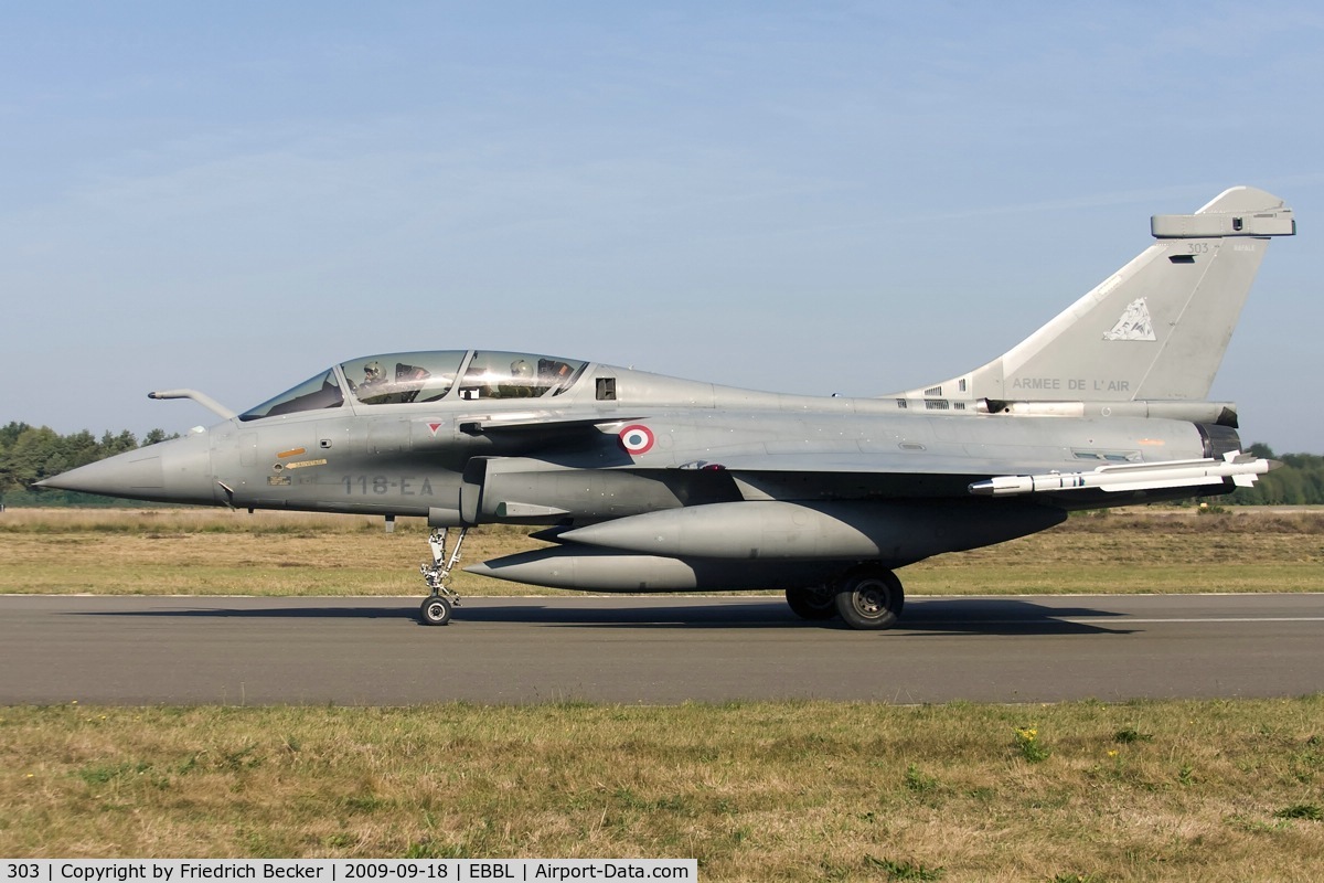 303, Dassault Rafale B C/N 304, taxying to the active