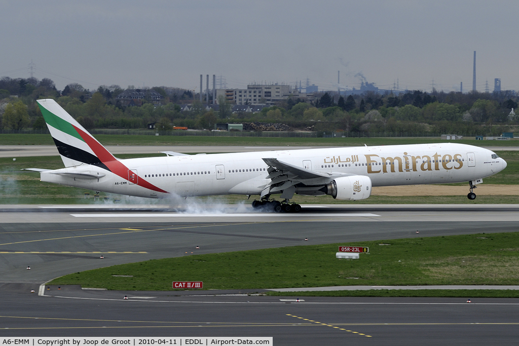 A6-EMM, 1999 Boeing 777-31H C/N 29062, I love the smell of burning rubber.