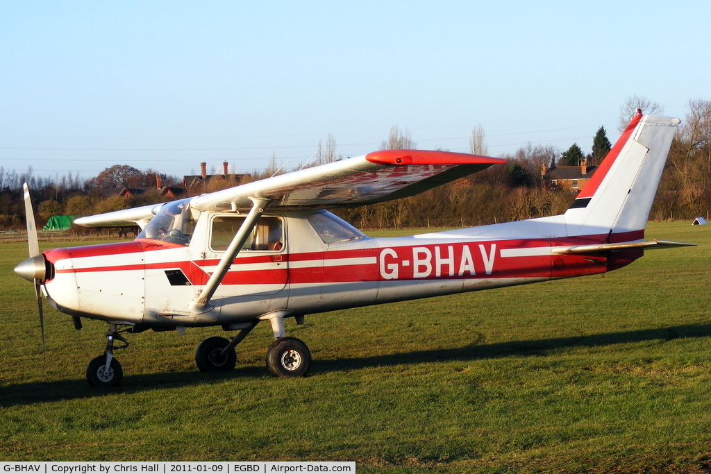 G-BHAV, 1979 Reims F152 C/N 1633, Derby Aero Club