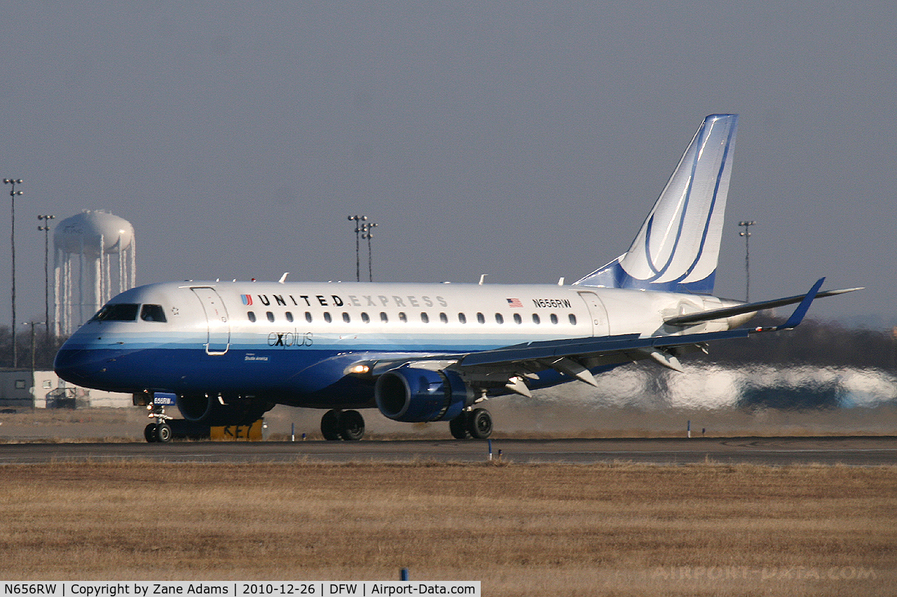 N656RW, 2005 Embraer 170SE (ERJ-170-100SE) C/N 17000113, United Express at DFW Airport