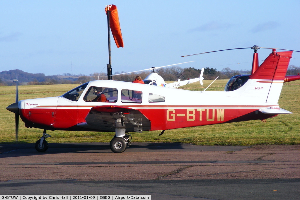 G-BTUW, 1974 Piper PA-28-151 Cherokee Warrior C/N 28-7415066, visitor from Enstone