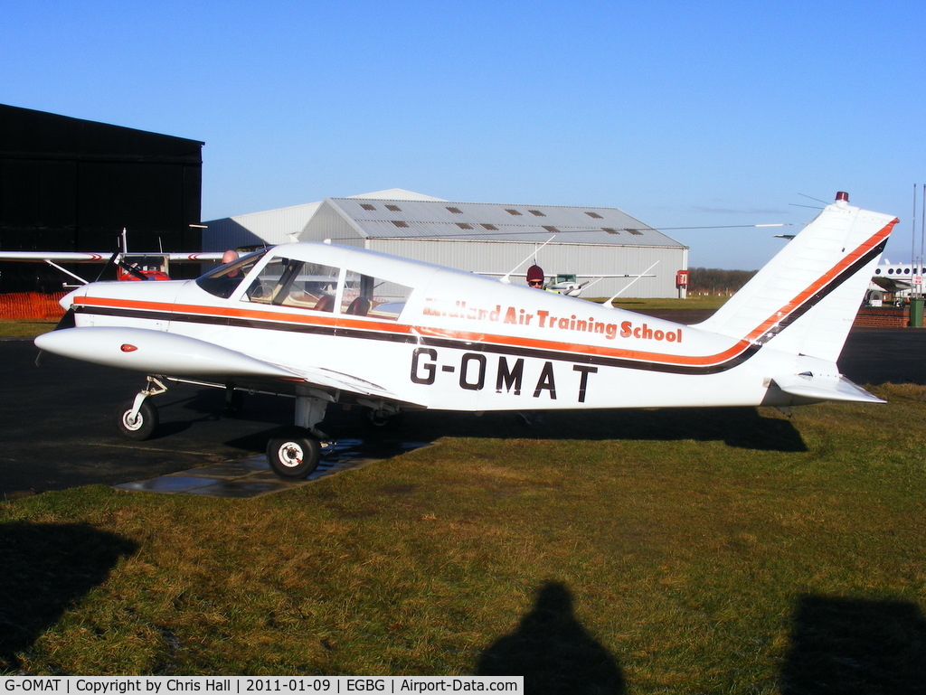G-OMAT, 1971 Piper PA-28-140 Cherokee C/N 28-7125139, on a training flight from Coventry Airport