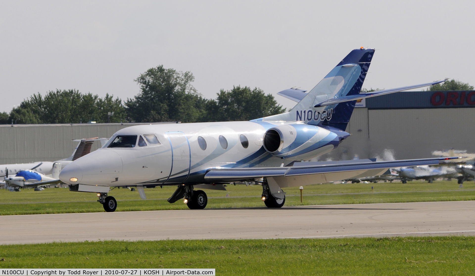 N100CU, 1977 Dassault Falcon 10 C/N 104, AIRVENTURE 2010