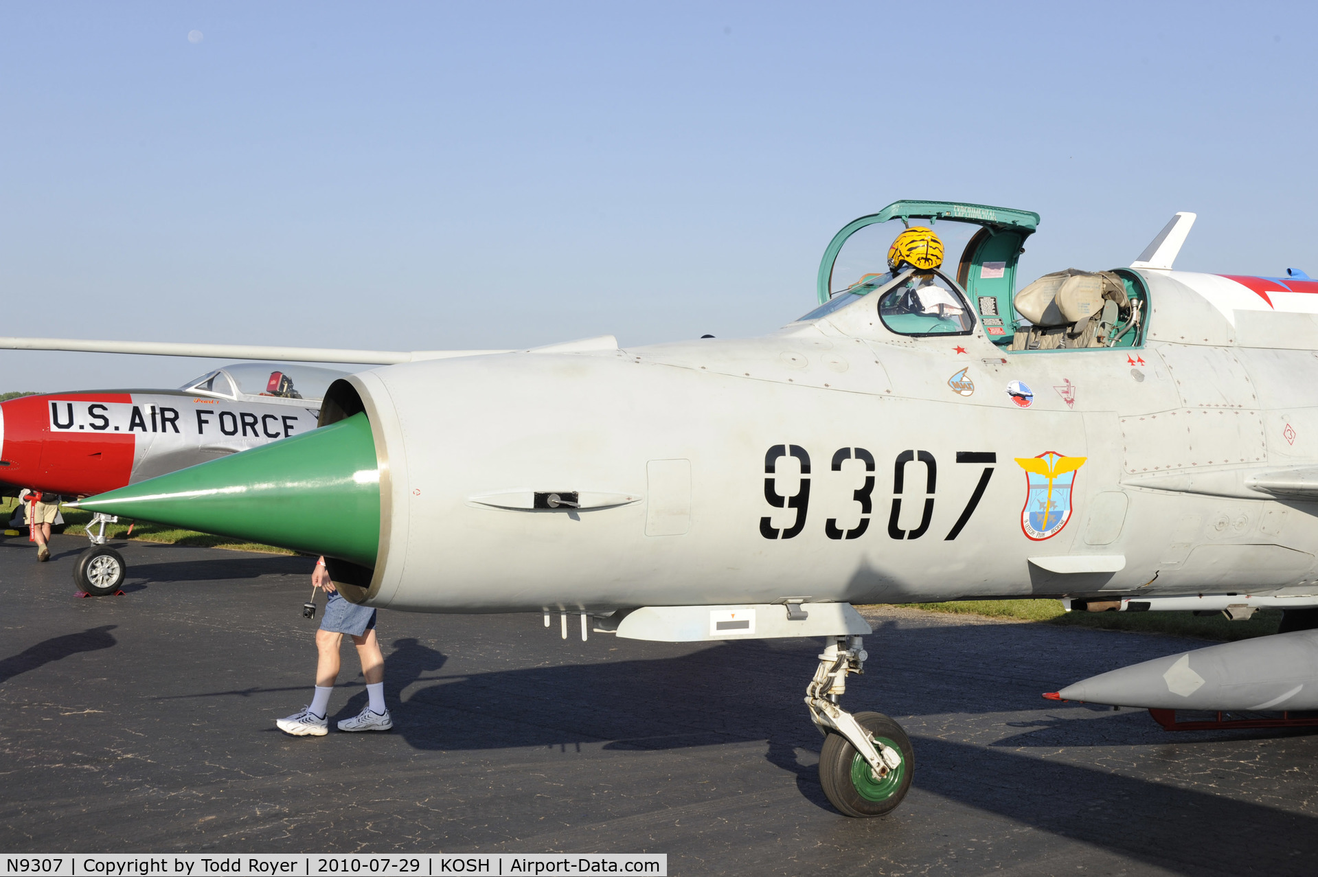 N9307, 1975 Mikoyan-Gurevich MiG-21MF C/N 96004307, AIRVENTURE 2010