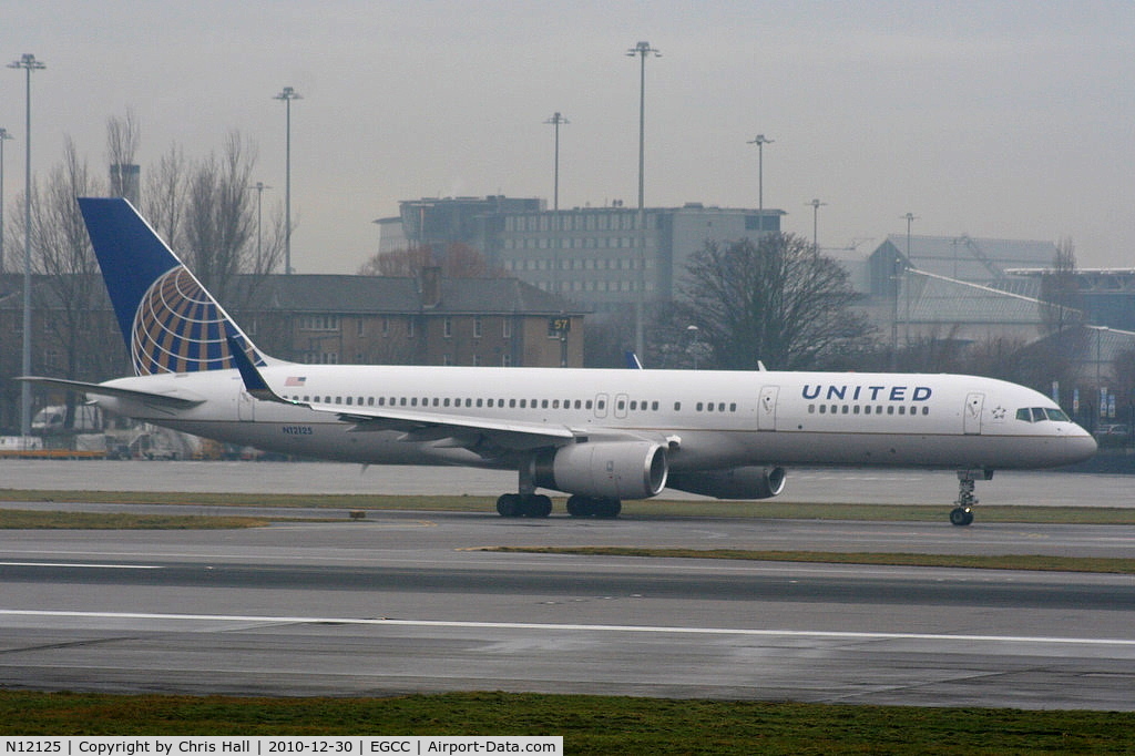 N12125, 1998 Boeing 757-224 C/N 28967, Continental Airlines B757 wearing United titles after the recent merger of the two airlines to form United Continental Holdings Inc